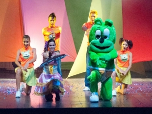 Bahia Já - Cultura - Espetáculo “Gummy Bear” entra em cartaz no teatro  Jorge Amado